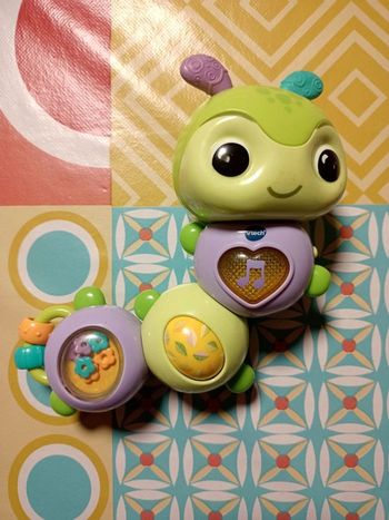 Myrtille chenille v'tech