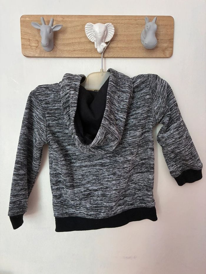 Lot 2 vestes à capuches chaudes,18/24 mois. - photo numéro 6