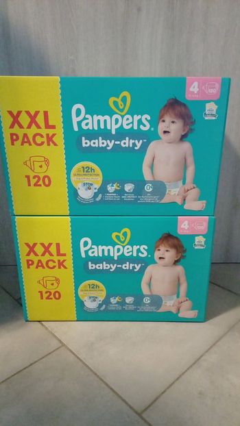 Couches pampers taille 4