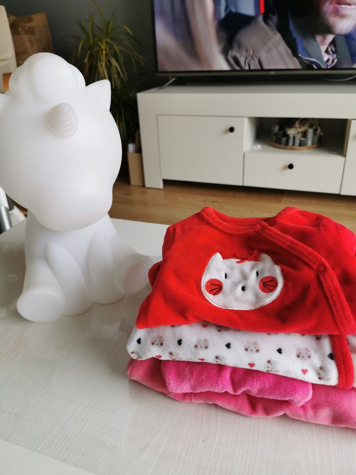 Lot pyjamas - photo numéro 2