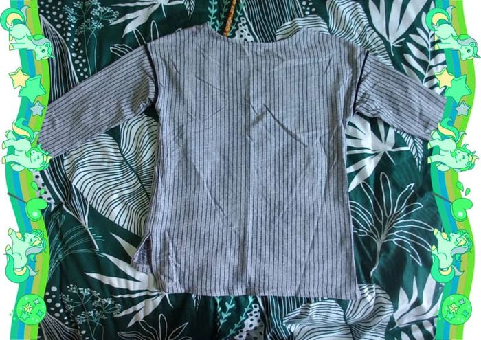 T-shirt épais ou pull fin - photo numéro 3