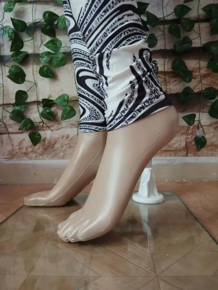 🌸Legging Blackcolour Neuf Taille 36/38🌸 - photo numéro 3