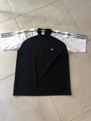 Tee-shirts adidas blanc et noir