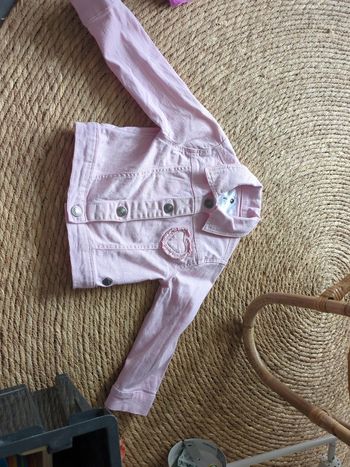 Veste en jean rose pâle