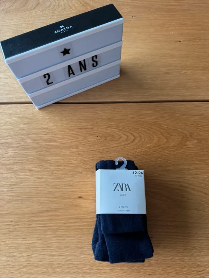 2 paires de collants bleu marine NEUF - Taille 2 Ans