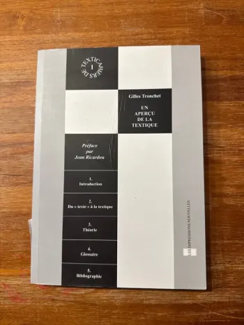Livre un aperçu de la textique