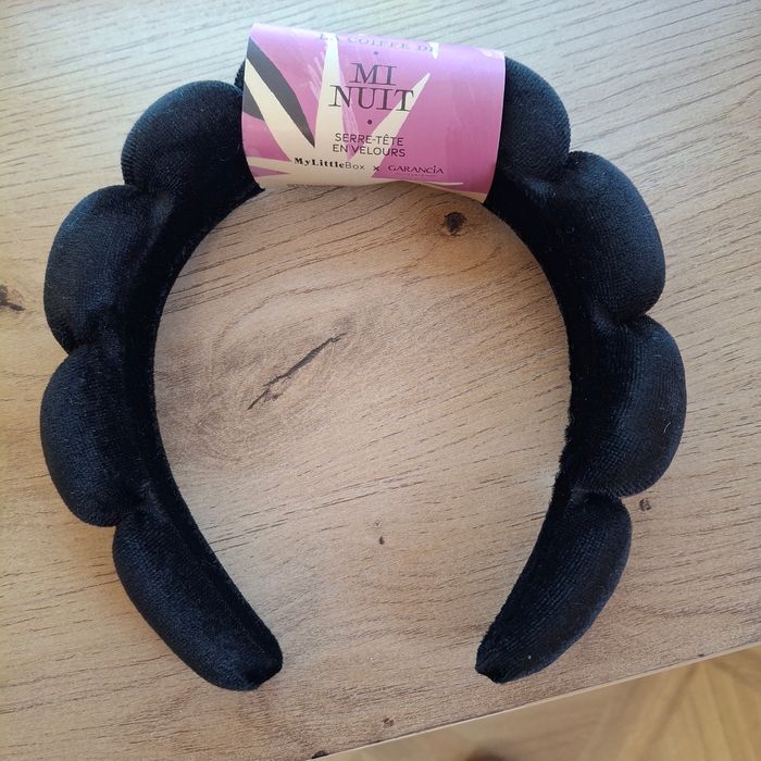 Serre tête en velours