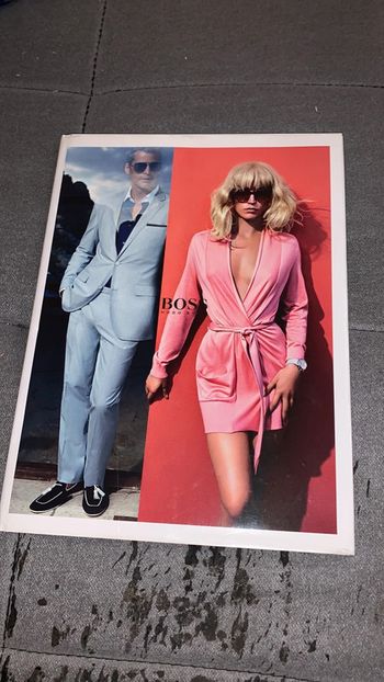 Livre catalogue printemps été 2011 Hugo boss