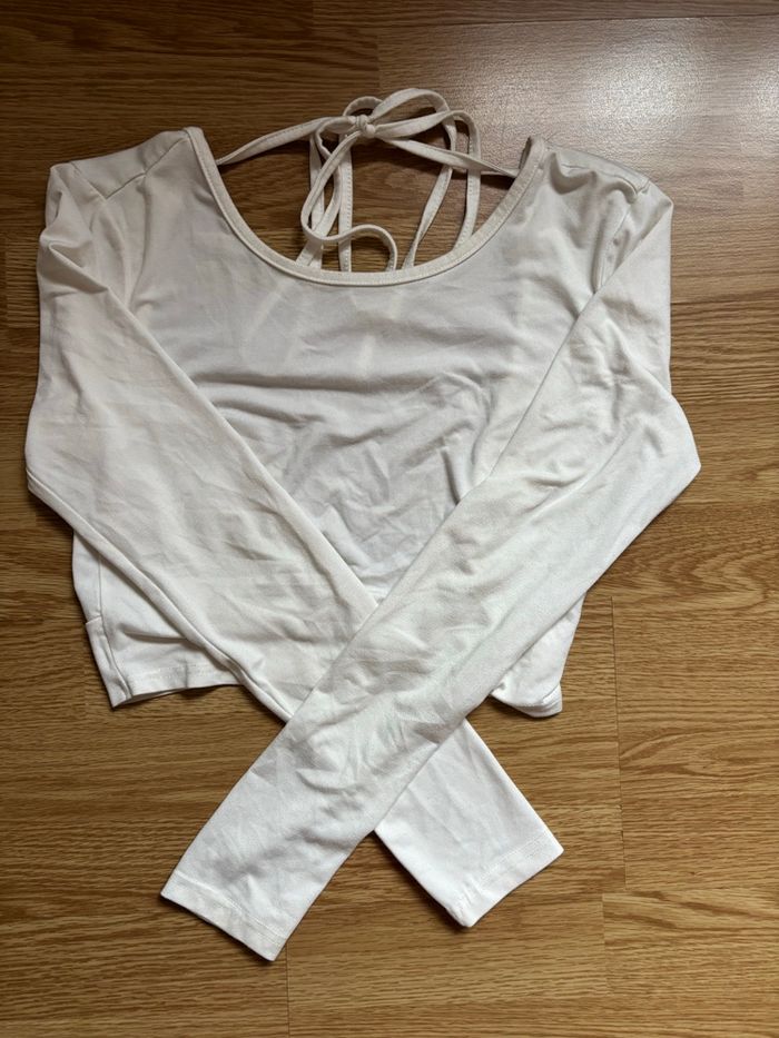 Haut manche longue dos nu bershka - photo numéro 4