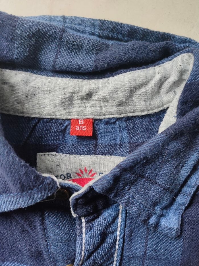Chemise a carreaux taille 6 ans - photo numéro 4