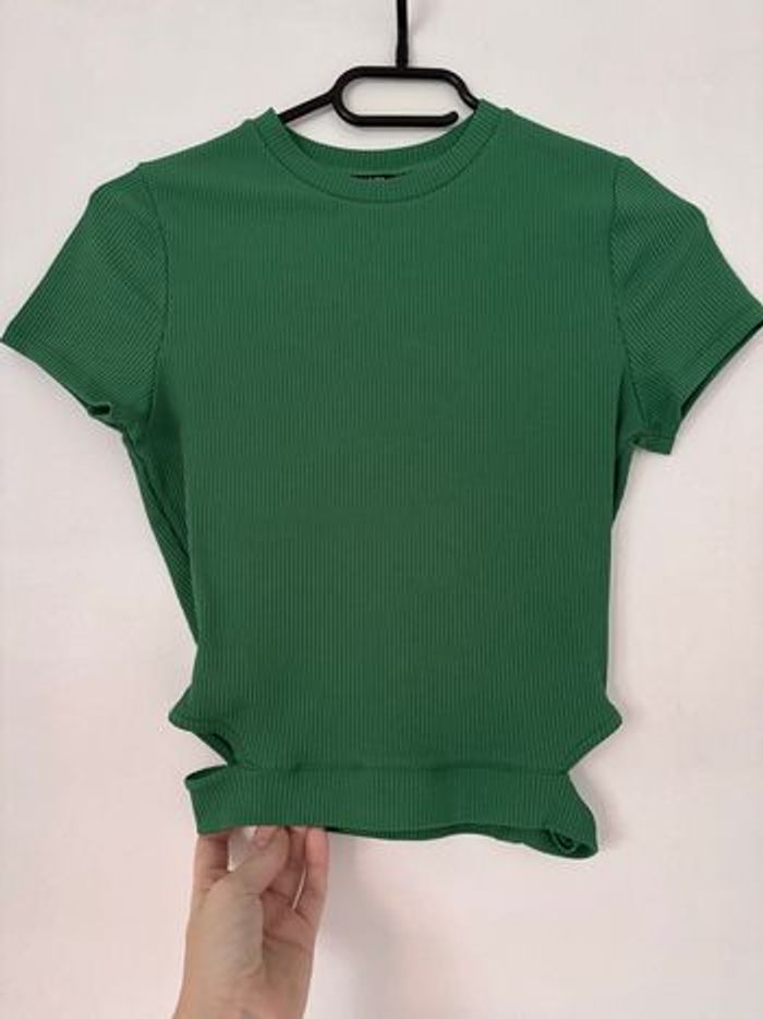 Tee shirt