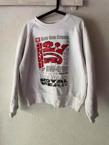 Sweat-shirt royal wear