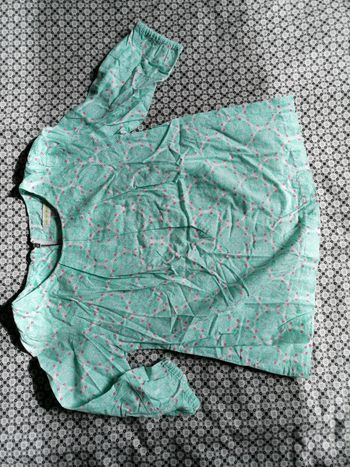 Blouse vertbaudet taille 5 ans 