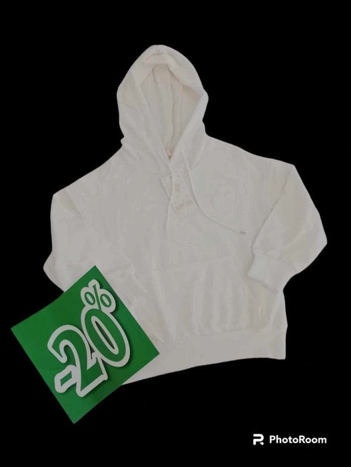 Sweat léger à capuche neuf