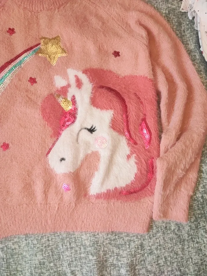 Pull tout doux licorne taille 10 ans - photo numéro 3