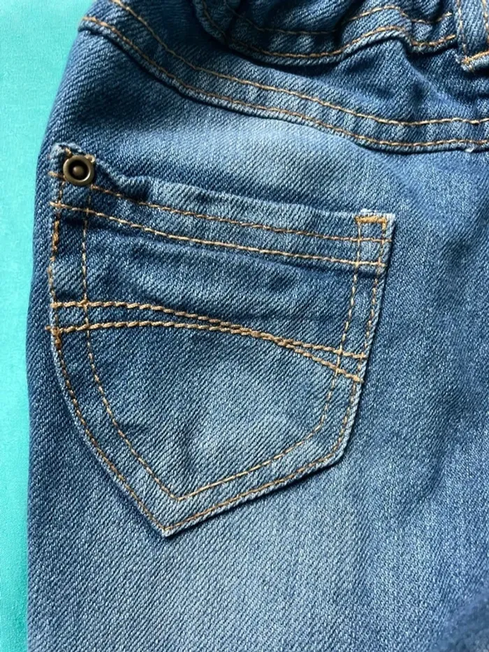 Jean Tape à l'œil - 98 cm / 3 ans - Décoré - Excellent état - photo numéro 2