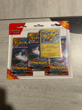 Tri pack triple illustration latias