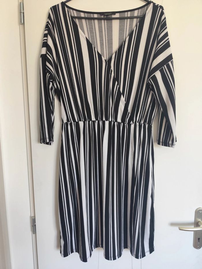 Robe manches ¾