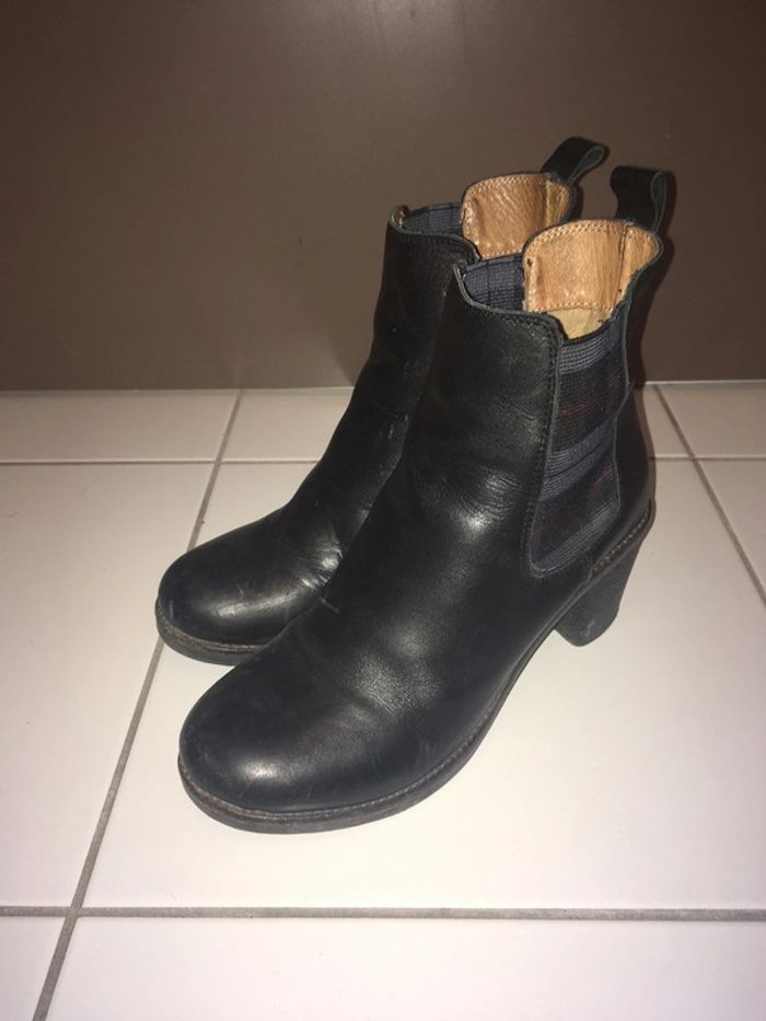 Bottines noires - photo numéro 3