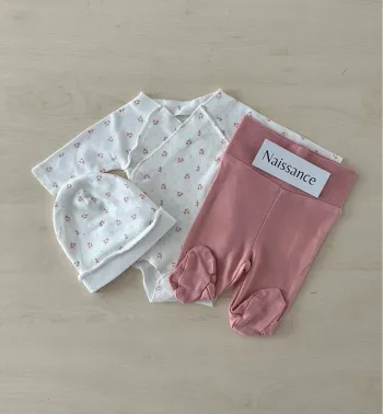 Ensemble fille Kiabi naissance 48/51 cm