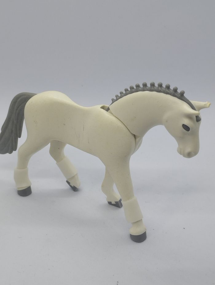 Playmobil cheval blanc, crinière tressée