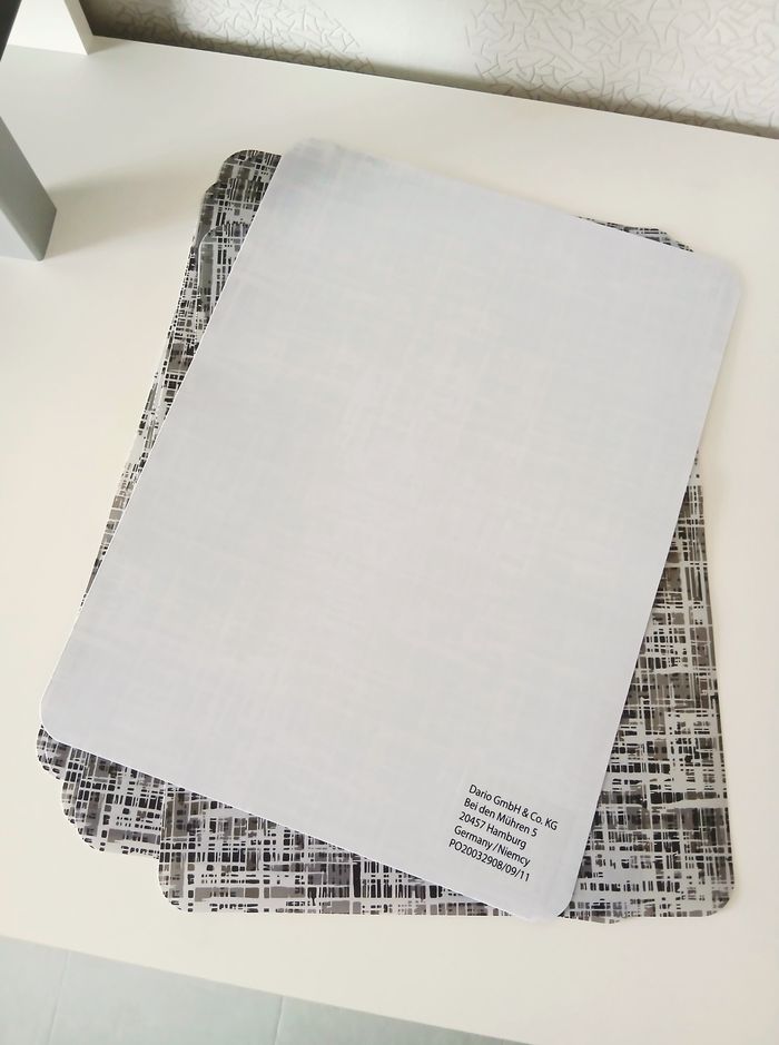 Lot de 6 sets de table à motifs graphiques, neufs - photo numéro 6