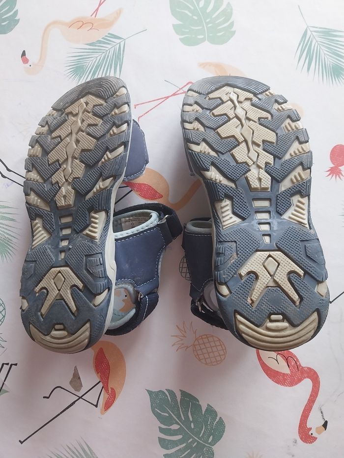 Sandales pour garçon taille 31 - photo numéro 2