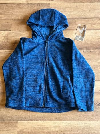 Je vend un gilet polaire enfant garçon 5 ans