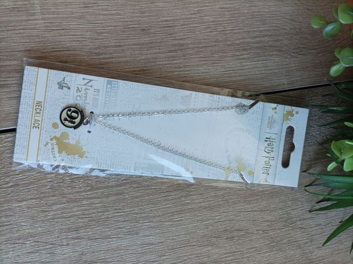 Collier pendentif Harry Potter train 9 3/4 - photo numéro 2