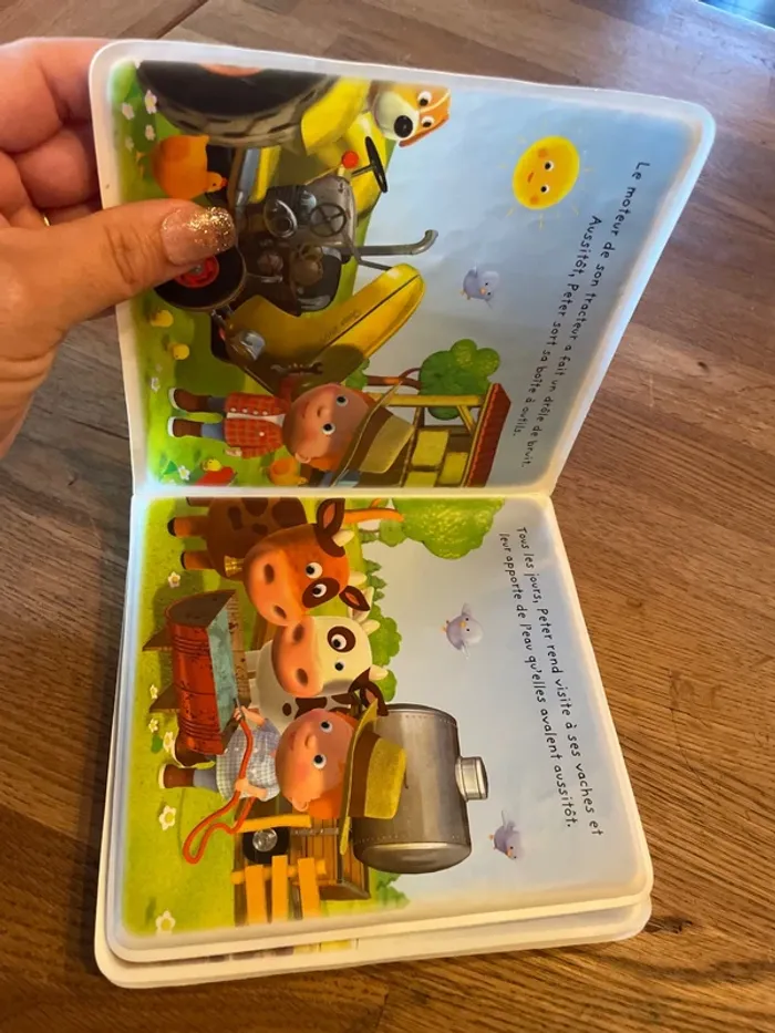 Livre pour le bain P’tit garçon Le tracteur de Peter - photo numéro 7