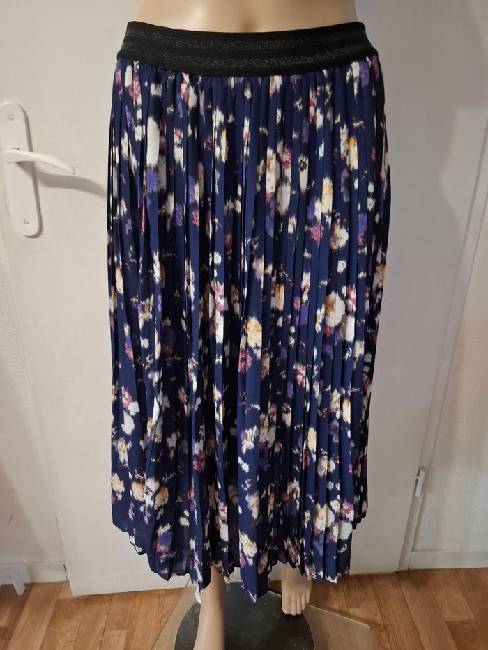 Jupe plissé promod taille 38 en très bon état - photo numéro 3