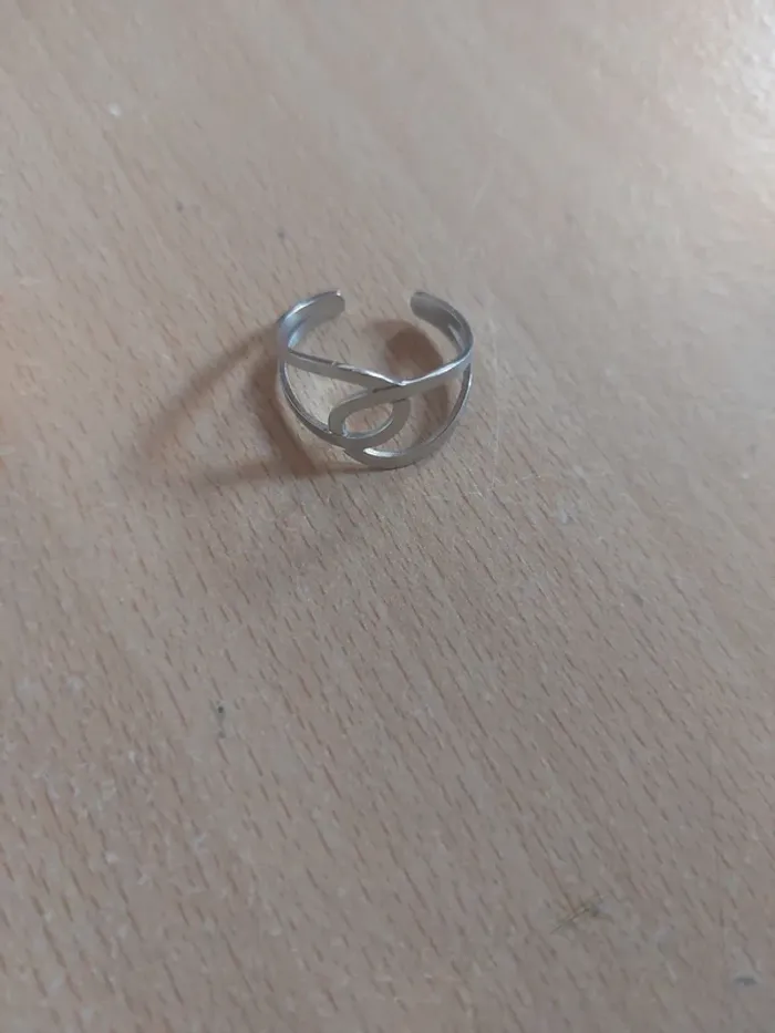 Bague argenté en acier inoxydable - photo numéro 3