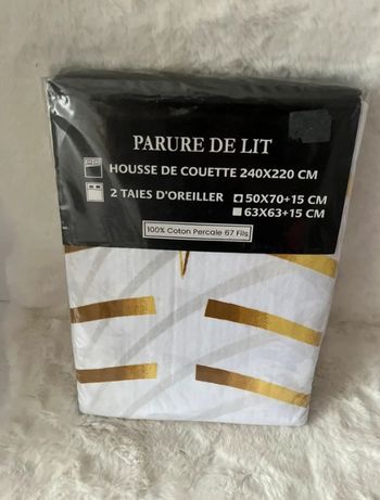Housse de couette 240 X 220 cm + 2 taies d oreiller, blanche et moutarde