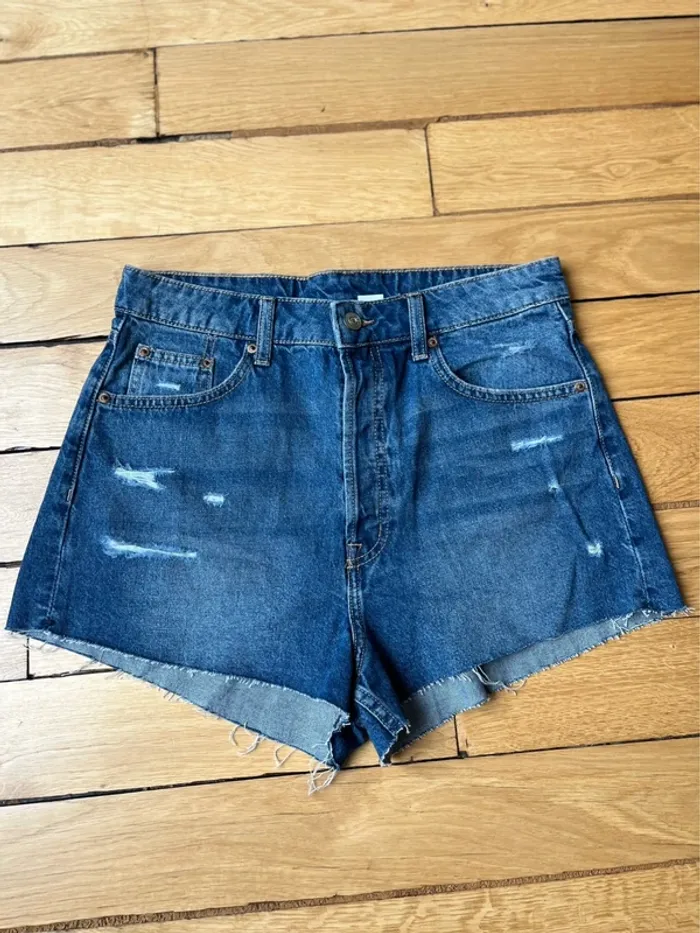 Short en jean H&M neuf avec étiquette