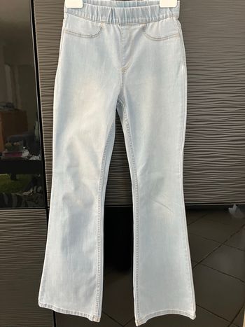 Jean bleu clair flare H&M 9-10 ans