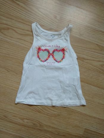 Débardeur blanc. Lunettes a paillettes. Filles. Kiabi 
Taille 4 ans