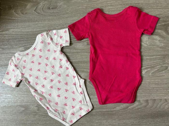 Lot 2 bodys super baby - photo numéro 2