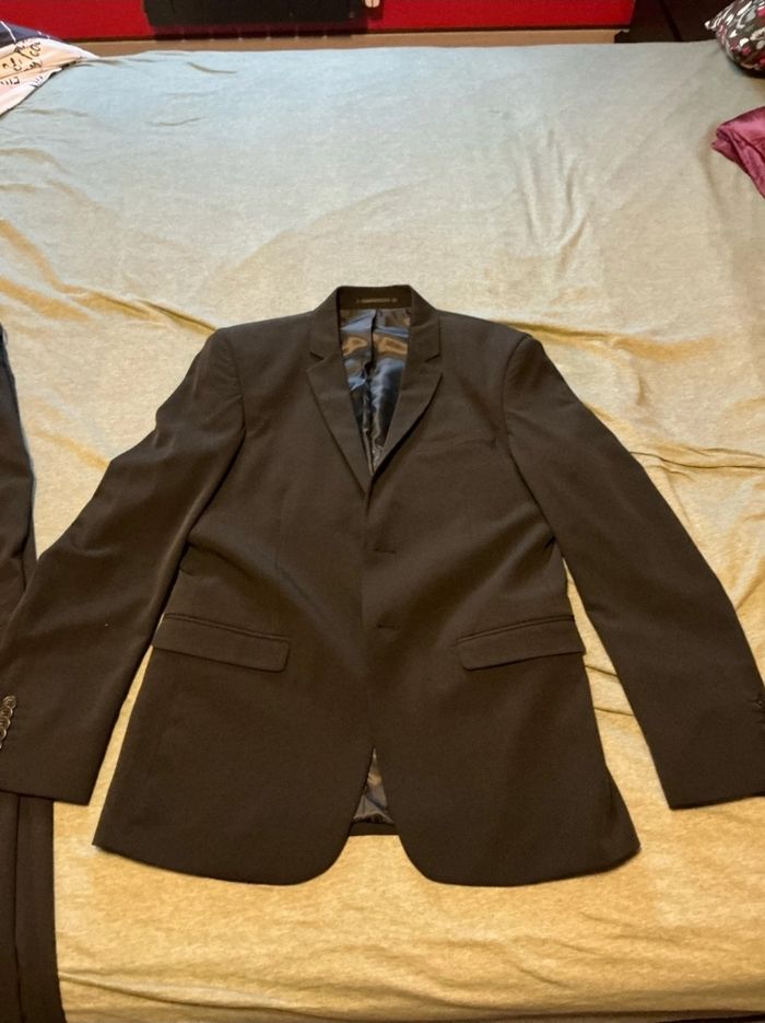 Costume Noir - photo numéro 2