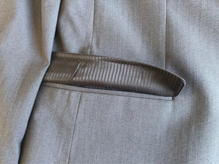 Costume « esprit » fit gris à rayures très fines T 50(40/42) porté 1 fois - photo numéro 5