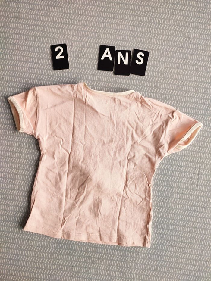 T-shirt manches courtes à effets relief pour fille – Neuf, taille 18 mois Marque : Vertbaudet - photo numéro 6