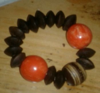 Bracelet grosse perles bois africain