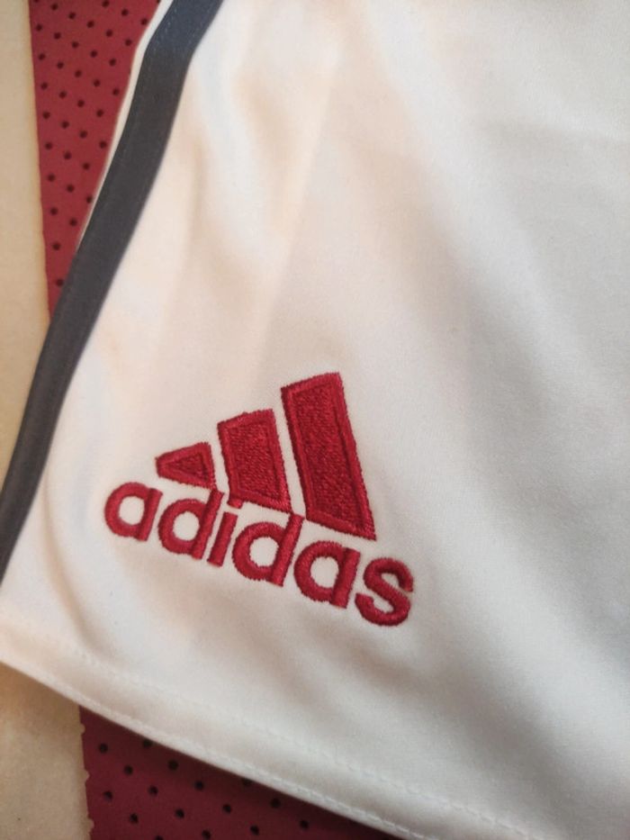 Short de foot Milan AC, Adidas Authentique Officiel taille Adulte S, Neuf - photo numéro 12