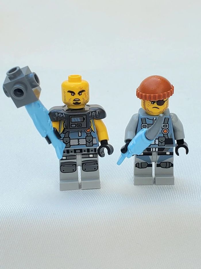 2 figurines Lego Ninjago Shark army thug/ Puffer - photo numéro 2