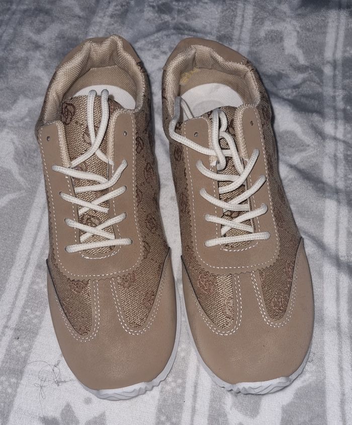 Chaussures 👟 femme - photo numéro 2