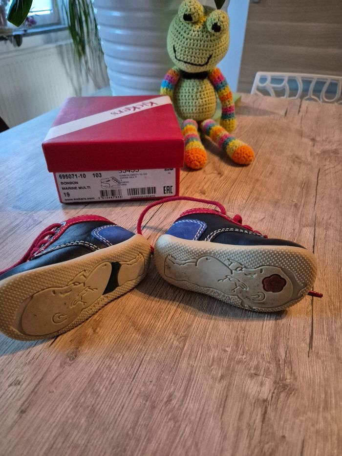 Chaussures montantes bébé KICKERS p.19 - photo numéro 2