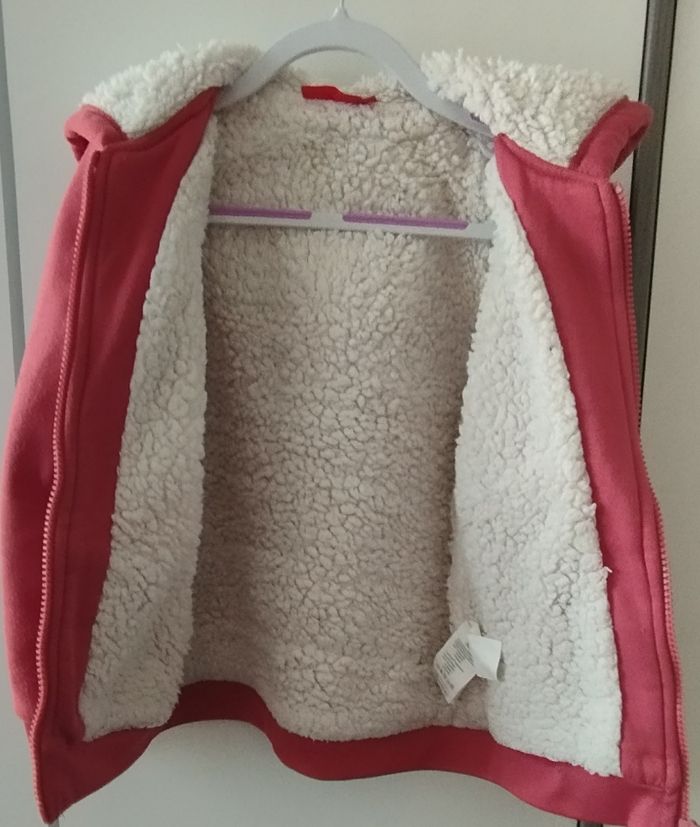 Veste chaude fourrée 8 ans - photo numéro 2