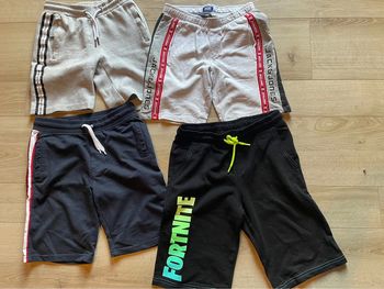 Lot 4 shorts