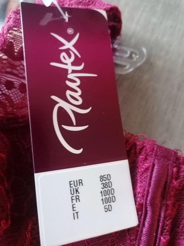 Soutien gorge Playtex taille 100D - photo numéro 4