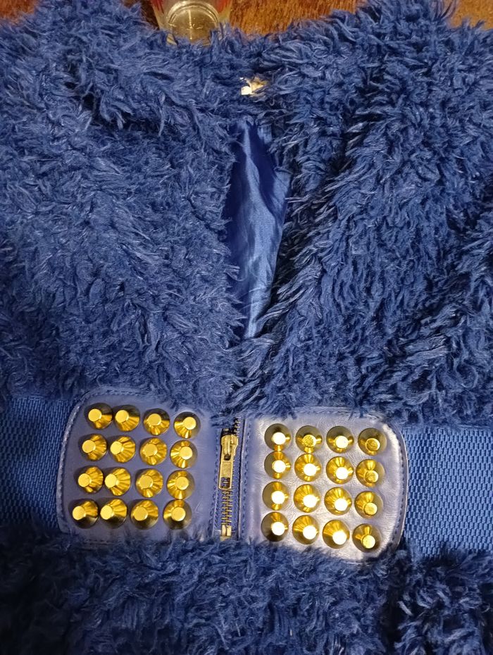 Très belle veste sans manches/gilet - photo numéro 5