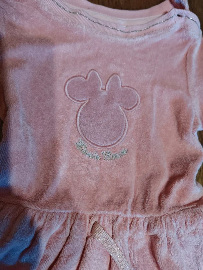 Robe éponge Minnie taille 36 mois - photo numéro 2